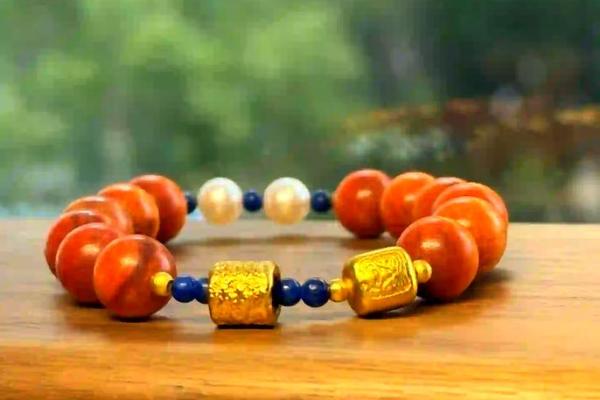 适合木龙之命的手串：缘起与选择的艺术