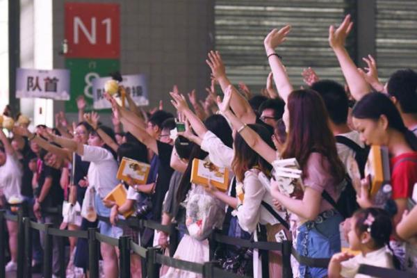 娶过花姐的男人，命运背后隐藏的秘密与奇谈！