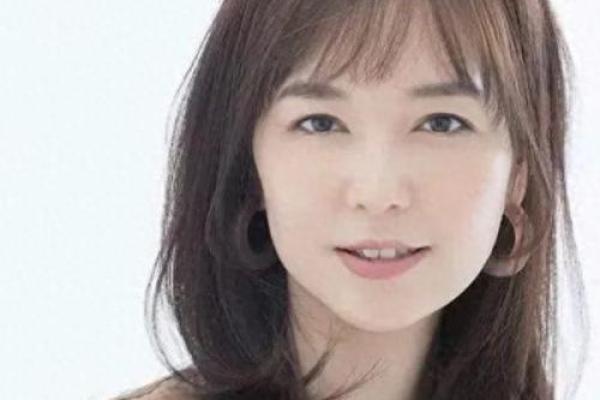 属马金命女人适合的发型推荐及搭配指南