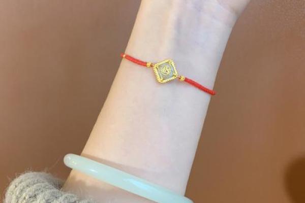 属兔火命佩戴什么宝石最有利?不同宝石的能量解析与选择指南 属兔火命佩戴什么宝石最有利?不同宝石的能量解析与选择指南