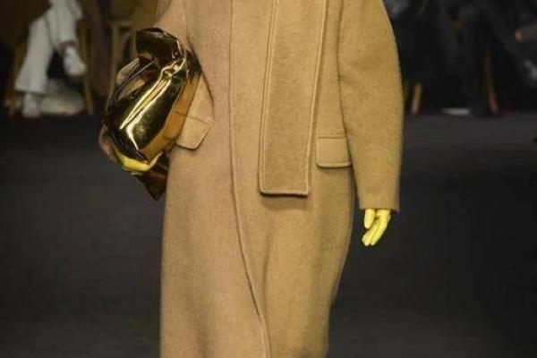 属虎金命的人穿什么颜色好？揭示你的时尚密码！