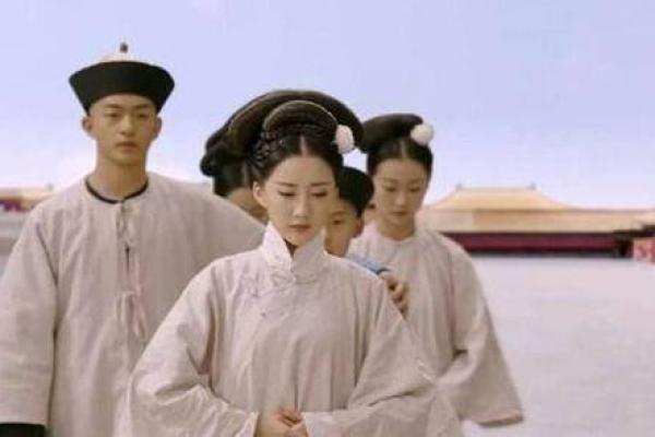 清朝宫女的悲欢离合:为何她们的命运像奴才一样艰辛? 清朝宫女的悲欢离合:为何她们的命运像奴才一样艰辛?