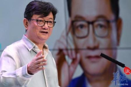 属大龙45岁命运解析：光辉岁月与未来展望