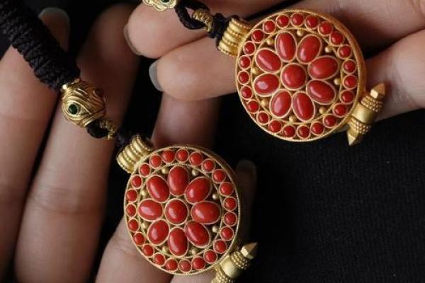 珊瑚之美:适合哪些命的人佩戴与其背后的寓意 珊瑚之美:适合哪些命的人佩戴与其背后的寓意