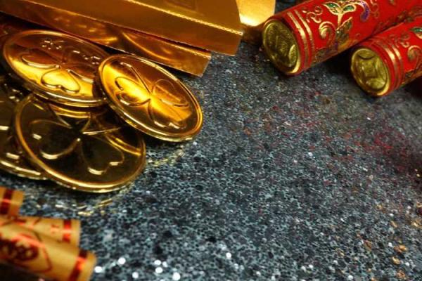 属鸡的朋友在牛年的人生运势解析与命理指导 属鸡的朋友在牛年的人生运势解析与命理指导