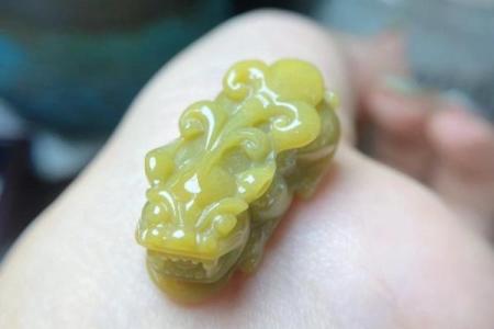 揭示貔貅命格：什么样的人适合与貔貅结缘？