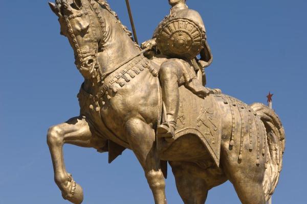 申命记第一章：探寻历史、信仰与使命的交汇点