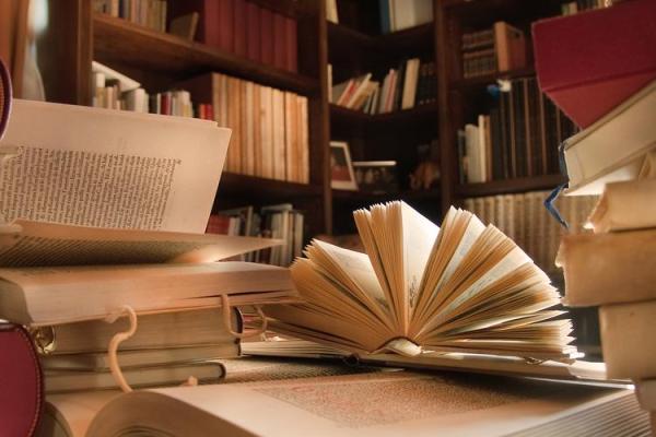 泉中水命缺火的独特优势与发展方向探讨 泉中水命缺火的独特优势与发展方向探讨