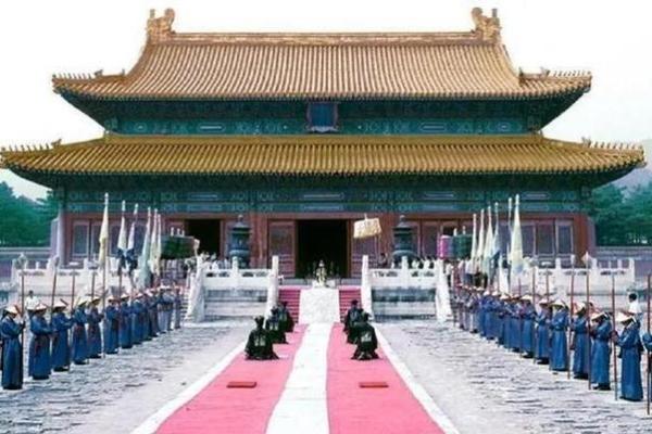 揭开清朝王爷奢华生活的神秘面纱：豉命的背后故事