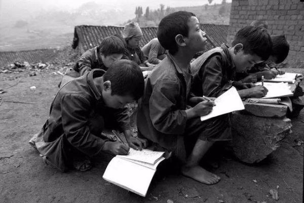 根据照片中相人的命运探讨：摄影与命理的奇妙结合