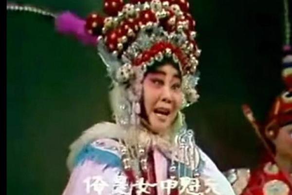 穆桂英命：解读她命运背后的深意与启示