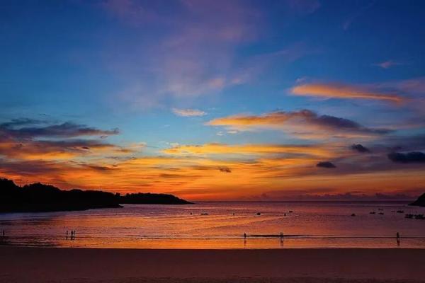 三两六钱男命：探寻何时能迎来财富的曙光