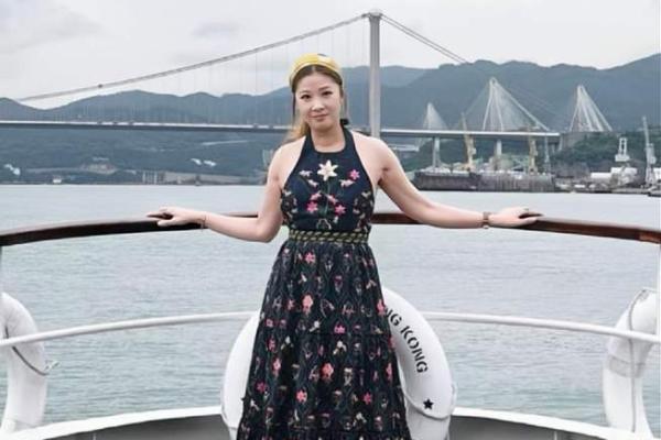 品德纯洁的女性：非凡命运与卓越人生的探索