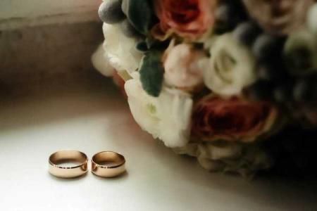 属狗人19日出生：命理与生活的完美融合