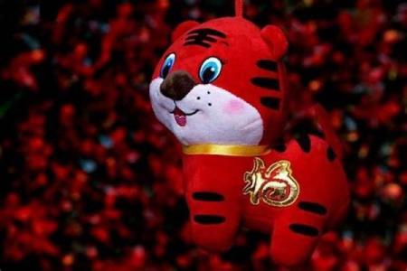 属虎墙头土命人适合的吉祥颜色解析