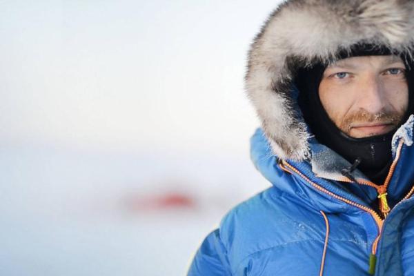 深陷泥潭,命悬一线:人生命运的考验与转机 深陷泥潭,命悬一线:人生命运的考验与转机