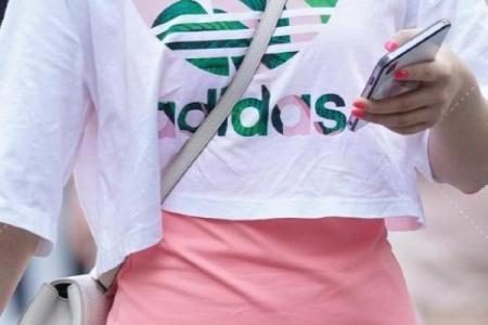 屁股扁平女人的命格解析：如何展现魅力与自信？