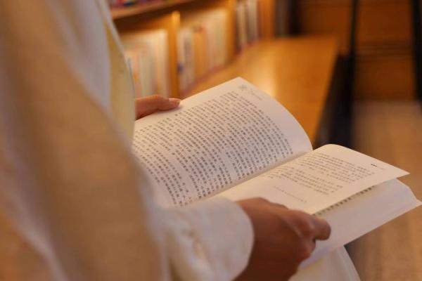 命与白蜡金命的深度剖析：发掘每一命格的独特之美