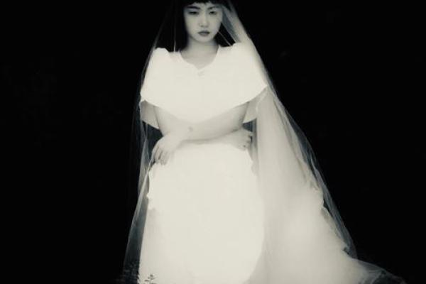 神秘女特工的救赎：我如何逃离险境，重获新生