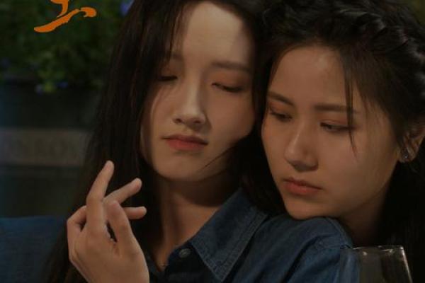 沙中土命与温和命的契合：探索相生之道与和谐人生