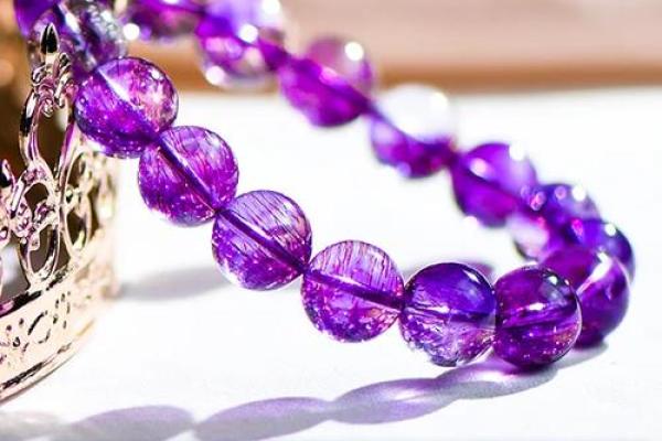 女火命与适合命的最佳匹配解析：寻觅理想伴侣的秘密