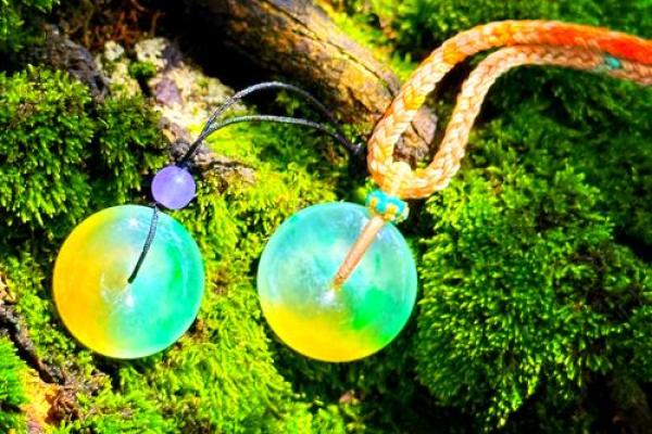 山头火命与平安扣—平安寄语与命理的巧妙结合