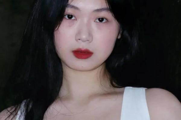 如何通过八字分析女性面色红润的秘密