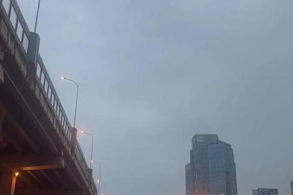 男孩一生的命运之旅:从梦想到现实的蜕变 男孩一生的命运之旅:从梦想到现实的蜕变