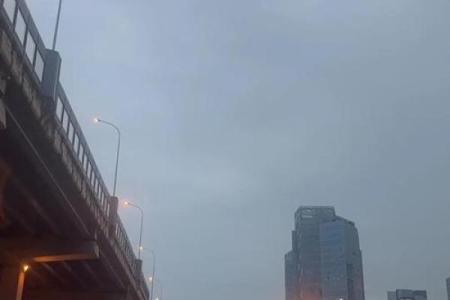 男孩一生的命运之旅：从梦想到现实的蜕变