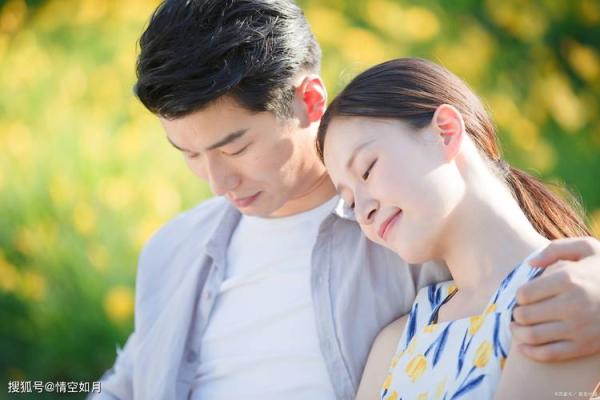 男人嗜你如命的表现与爱情的细腻传递 男人嗜你如命的表现与爱情的细腻传递