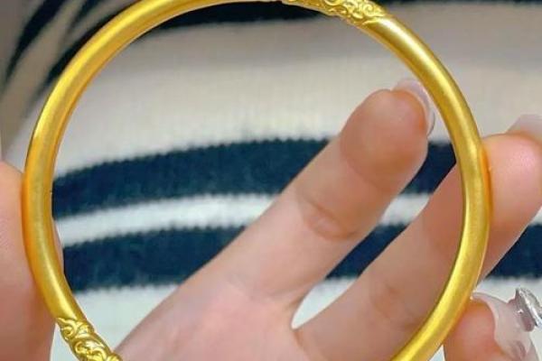 属虎水命的人适合佩戴哪些手镯?终极指南! 属虎水命的人适合佩戴哪些手镯?终极指南!