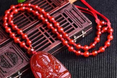 属狗男山头火命适合佩戴的饰品解析