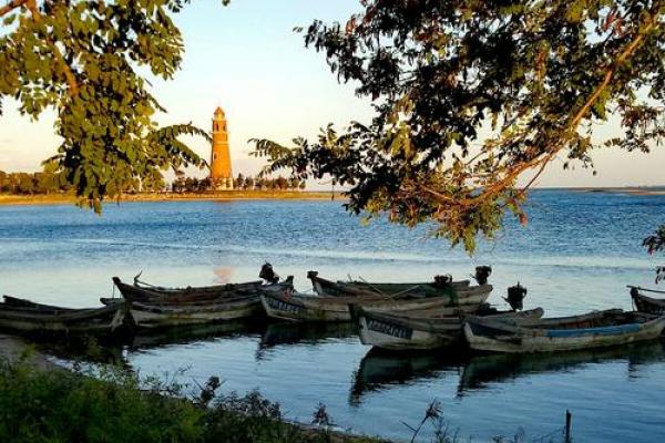 山涧水命的职业选择：找到心灵和事业的完美港湾