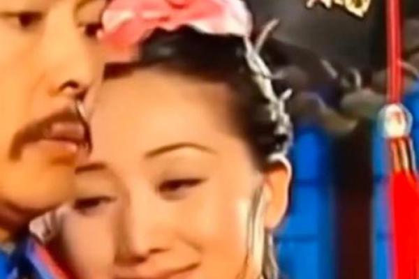 美丽的外表背后：不一样的命运故事