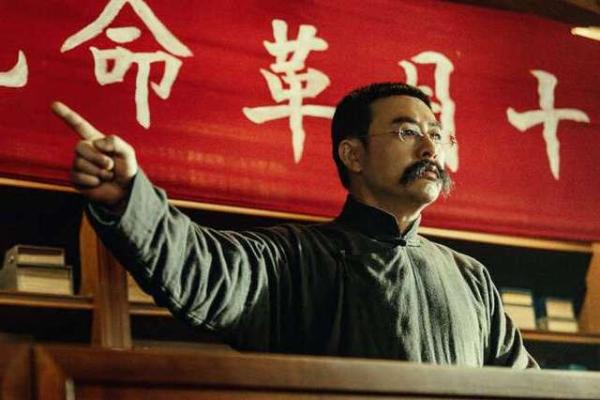 全村人的命运:命运与信念的碰撞 全村人的命运:命运与信念的碰撞