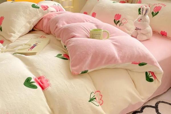 山头火命的被子配搭指南：为你带来温暖与和谐的生活体验