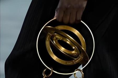 命与生活的艺术：探寻命名的深邃含义