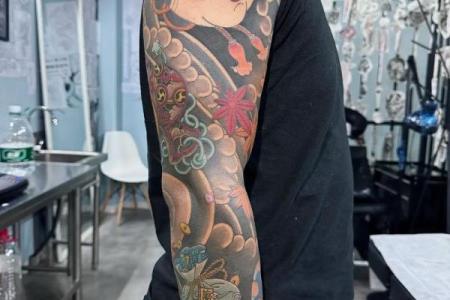 青龙纹身：修身养性之道，适合什么命的探讨