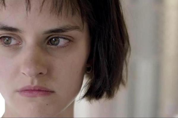 命运交织，儿子命为何总被重视？解开家庭背后的秘密！