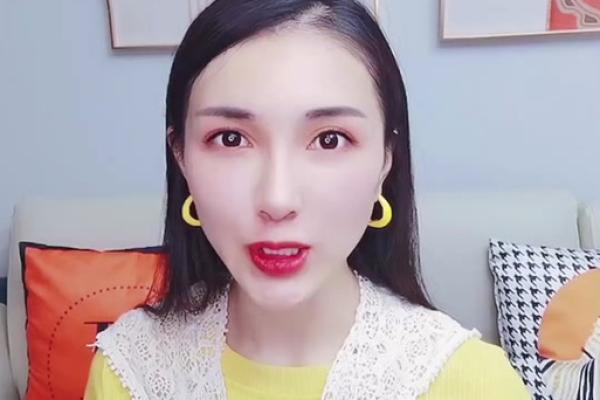 揭秘富婆命的星盘特征，如何透视你的财富潜力