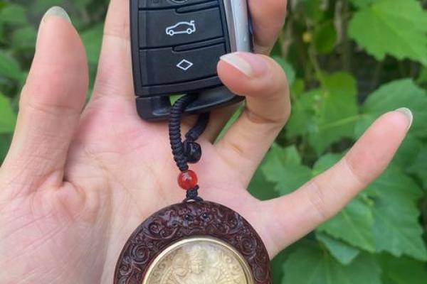 属鼠木命佩戴指南:开启幸运与魅力的钥匙 属鼠木命佩戴指南:开启幸运与魅力的钥匙