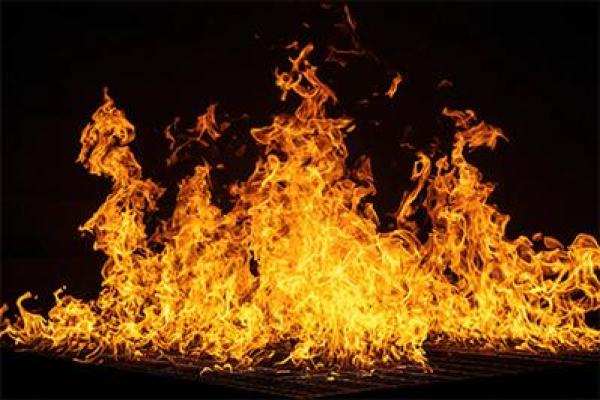 解读山头火命的命硬之谜:命运与性格的奇妙交织 解读山头火命的命硬之谜:命运与性格的奇妙交织