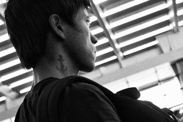 短脖子男人的命运与心态：从外貌看内在的丰富人生