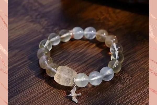 属狗火命的你,佩戴什么饰品能提升运势? 属狗火命的你,佩戴什么饰品能提升运势?