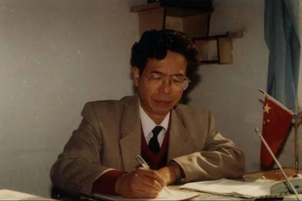 日本穷人的生活状态与生存哲学探索:从社会角度看穷困命运背后的故事 日本穷人的生活状态与生存哲学探索:从社会角度看穷困命运背后的故事