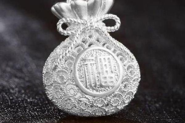 属虎4月本命年配饰推荐:打造幸运氛围的最佳选择 属虎4月本命年配饰推荐:打造幸运氛围的最佳选择