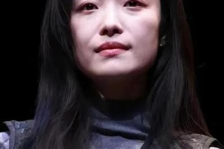 明星颜值逆天：从普通到闪耀的华丽转身