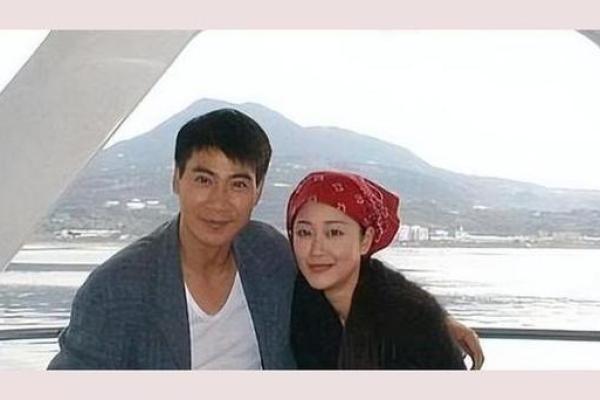 揭开命运的面纱：我与我的命运故事