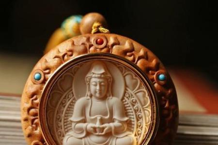 桑松木女命适合佩戴哪些饰品，助力幸福与运势提升！