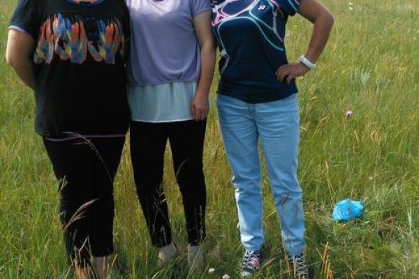 姐妹情深,相依为命的点滴回忆与成长 姐妹情深,相依为命的点滴回忆与成长